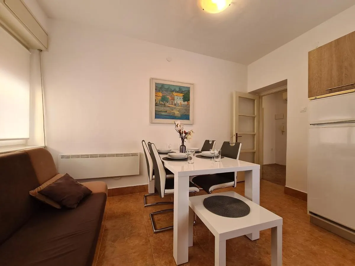Apartment Jadran 2151 Pula